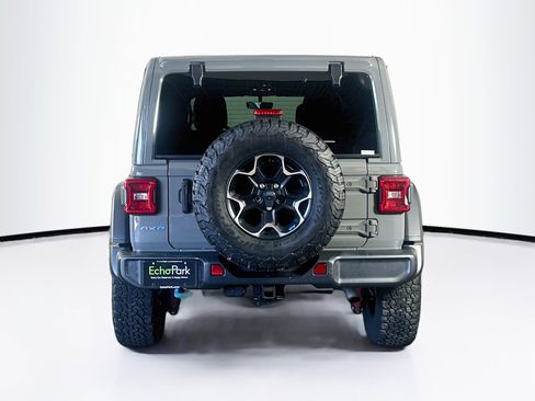 Used 2022 Jeep Wrangler Unlimited Rubicon 4xe w/ Cold Weather Group AWD/4WD image 7