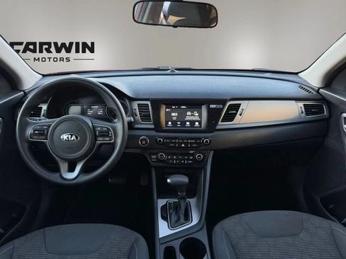 Used 2019 Kia Niro LX FWD image 16
