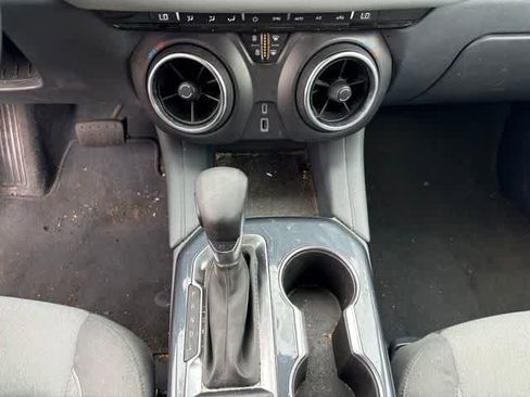 Used 2021 Chevrolet Blazer LT FWD image 19