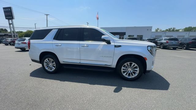 Certified 2021 GMC Yukon SLT w/ SLT Premium Package AWD/4WD image 9