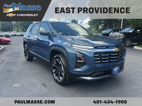 Used 2026 Chevrolet Equinox LT w/ Convenience Package II AWD/4WD image 3