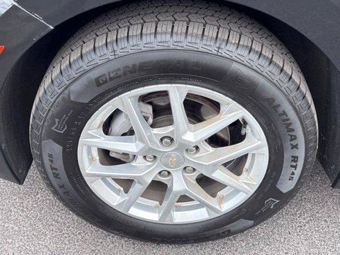 Used 2023 Chevrolet Equinox LT FWD image 10