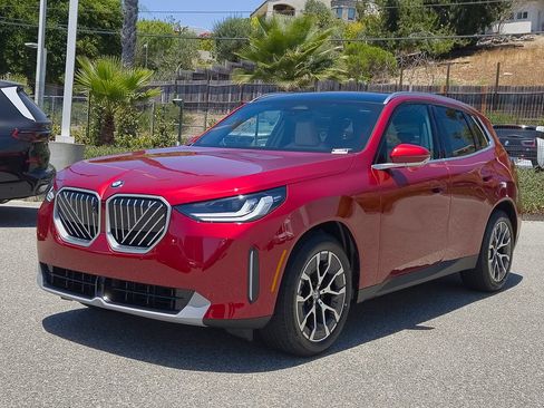 New 2026 BMW X3 xDrive30i w/ Premium Package AWD/4WD image 3