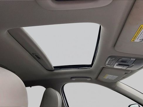 Used 2022 Kia Telluride EX w/ EX Premium Package image 30