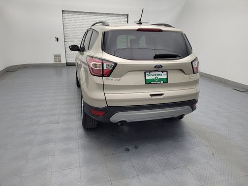Used 2018 Ford Escape SE w/ SE Sync 3 Package image 6