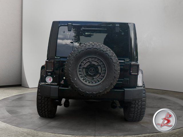 Used 2016 Jeep Wrangler Unlimited Sahara w/ Connectivity Group AWD/4WD image 6