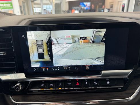 Used 2024 GMC Sierra 1500 SLT w/ SLT Premium Plus Package image 23