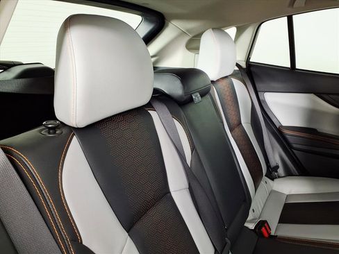 Used 2022 Subaru Crosstrek 2.5i Limited w/ Popular Package #4 image 12