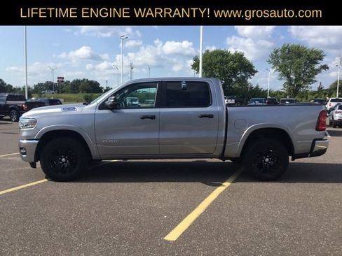 Used 2025 RAM 1500 Big Horn AWD/4WD image 6
