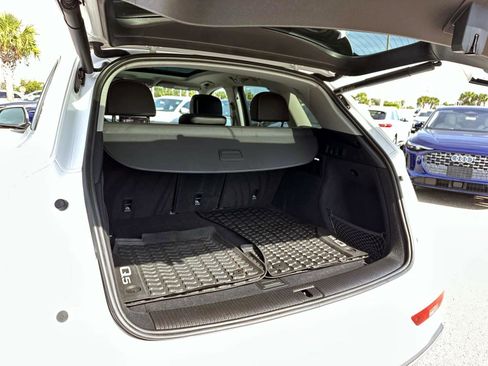 Used 2022 Audi Q5 2.0T Premium image 11