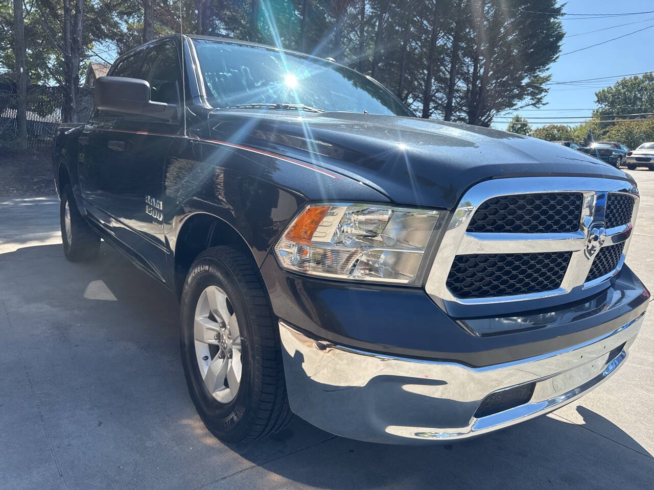 Used 2021 RAM 1500 Tradesman w/ Chrome Appearance Group AWD/4WD image 8