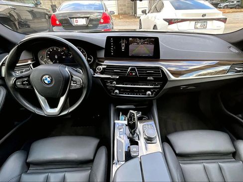 Used 2018 BMW 530i image 14