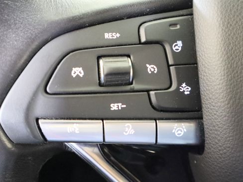 Used 2021 Cadillac Escalade ESV Sport w/ Driver Assist Tech Package image 30