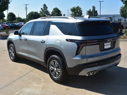 New 2026 Chevrolet Traverse LT w/ Driver Confidence Package FWD image 8