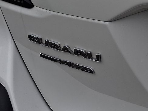 Used 2024 Subaru Outback Premium image 17