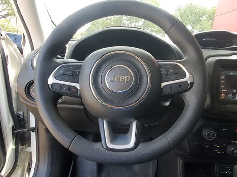 Used 2018 Jeep Renegade Sport w/ Power & Air Group FWD image 14