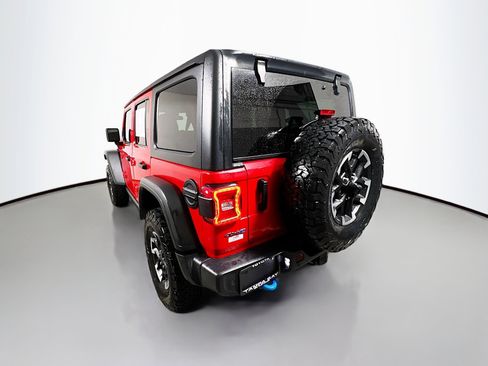 Used 2025 Jeep Wrangler Unlimited Rubicon 4xe w/ Safety Group AWD/4WD image 8