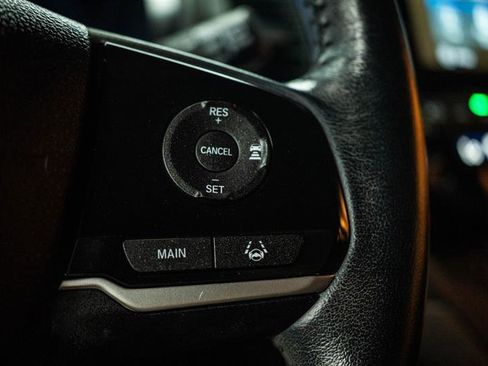 Used 2018 Honda Odyssey Touring image 21