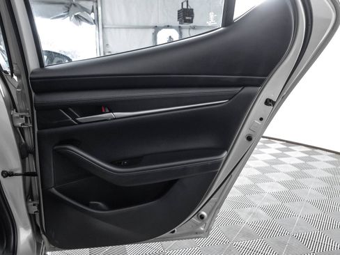 Used 2024 MAZDA MAZDA3 s FWD image 38