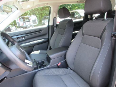 Used 2025 Honda CR-V EX image 16