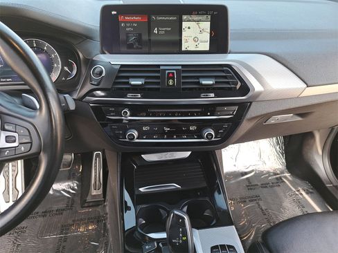 Used 2018 BMW X3 xDrive30i w/ M Sport Package image 21