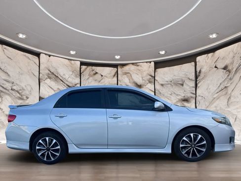 Used 2009 Toyota Corolla S FWD image 4