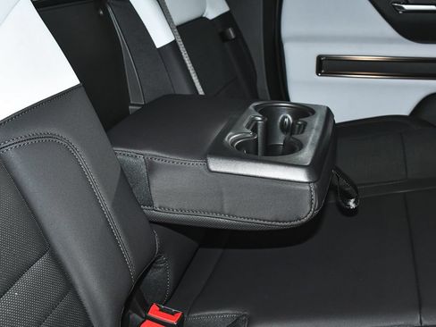 Used 2025 GMC Hummer EV 3X AWD/4WD image 51