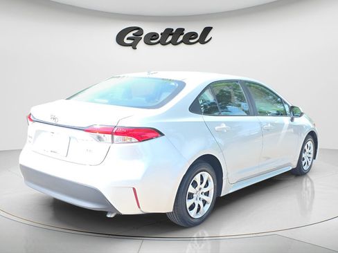 Used 2024 Toyota Corolla LE image 4