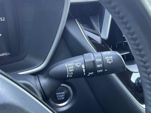Used 2019 Toyota Corolla SE FWD image 25