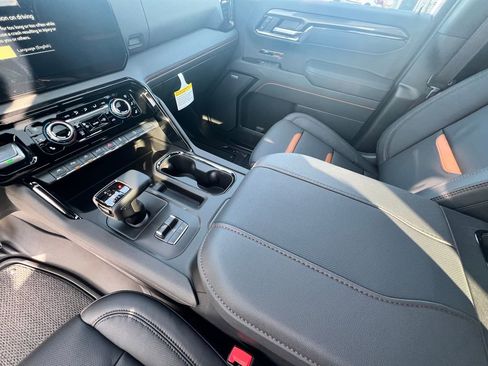 New 2026 GMC Sierra 1500 AT4 w/ AT4 Premium Package image 30