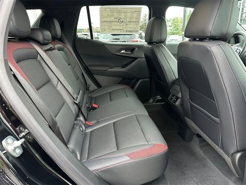 New 2026 Chevrolet Equinox RS image 12