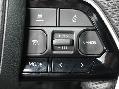 Used 2024 Toyota Tundra Platinum image 19