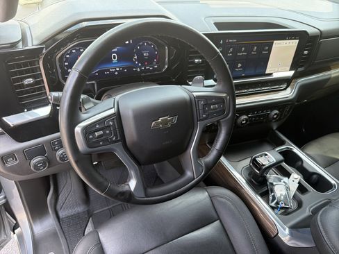 Used 2023 Chevrolet Silverado 1500 RST w/ Redline Edition RWD image 17
