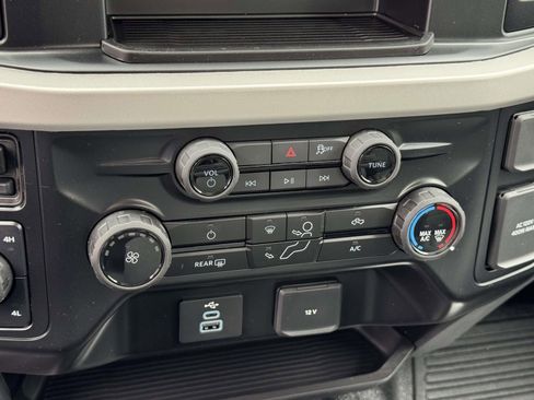 New 2026 Ford F350 XLT w/ XLT Value Package AWD/4WD image 15