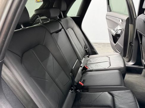 Used 2021 Audi Q3 2.0T Premium AWD/4WD image 44