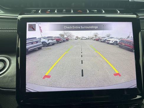 Used 2023 Jeep Grand Cherokee Overland image 14