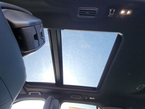 New 2026 Ford Expedition Tremor image 10