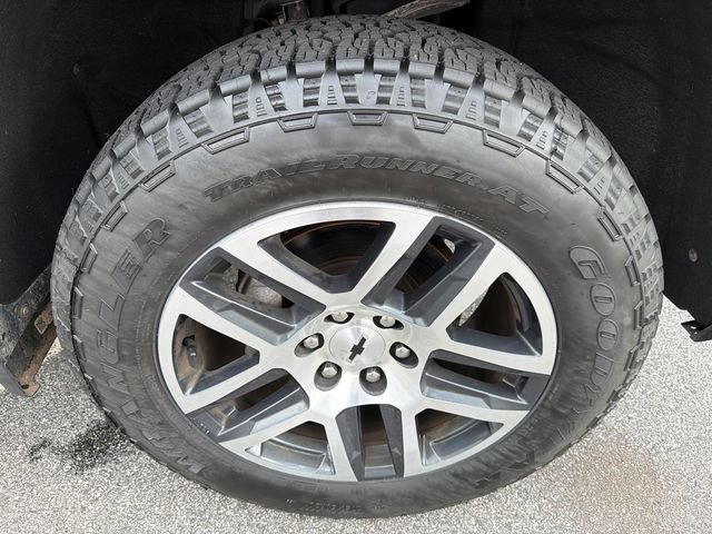 Used 2020 Chevrolet Silverado 1500 LT Trail Boss AWD/4WD image 12