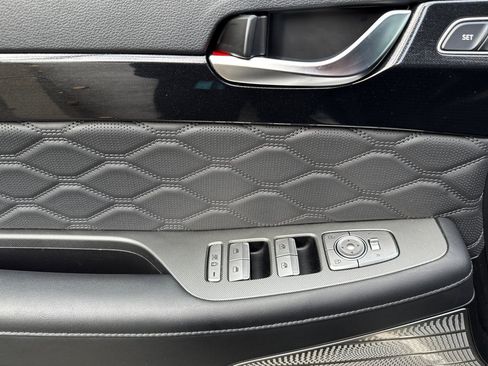 Used 2022 Hyundai Palisade Calligraphy w/ Cargo Package image 12