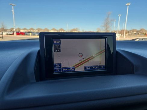 Used 2013 Lexus CT 200h image 29