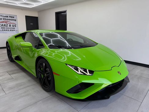 Used 2022 Lamborghini Huracan EVO RWD image 16