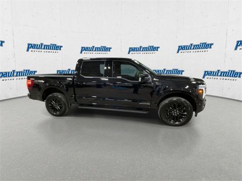 Used 2025 Ford F150 Lariat w/ Equipment Group 501A Mid image 13