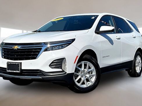 Used 2024 Chevrolet Equinox LT AWD/4WD image 3