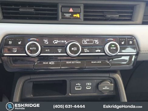 Used 2024 Honda Pilot Elite image 21