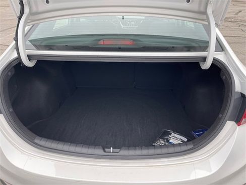 Used 2021 Hyundai Accent SEL image 17