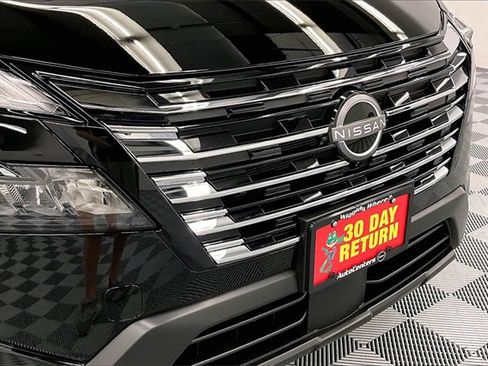 New 2025 Nissan Rogue S image 15