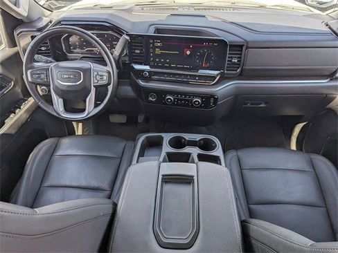Used 2024 GMC Sierra 1500 SLT image 14