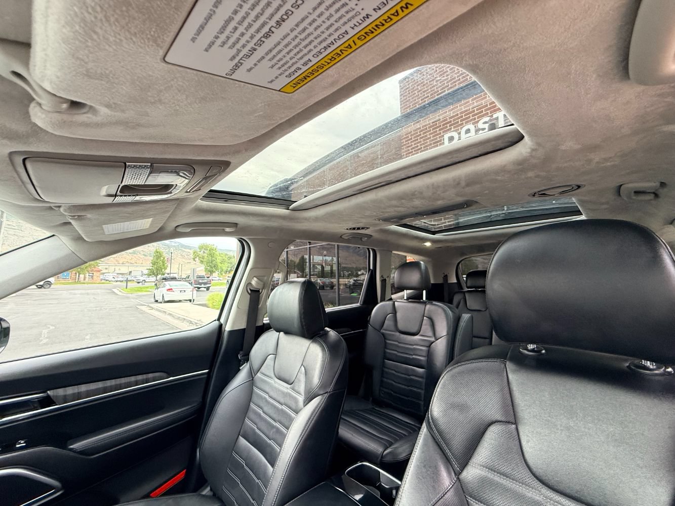 Used 2023 Kia Telluride SX Prestige AWD/4WD image 17