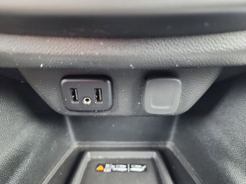 Certified 2024 Chevrolet Traverse LT image 15