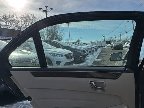 Used 2016 Mercedes-Benz E 350 Sedan image 11